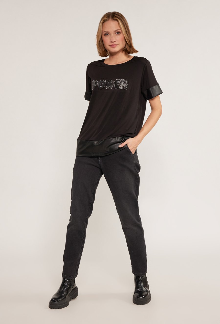 Bluzka damska z ozdobnym napisem