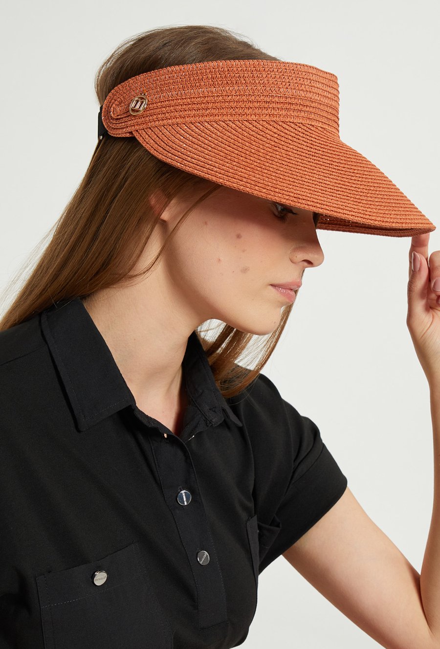 Klasyczny daszek damski