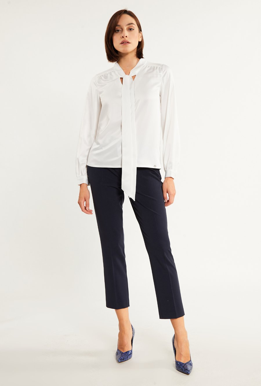 Koszula z satynowej tkaniny