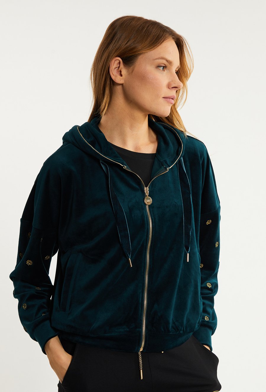 Welurowa bluza damska z kapturem