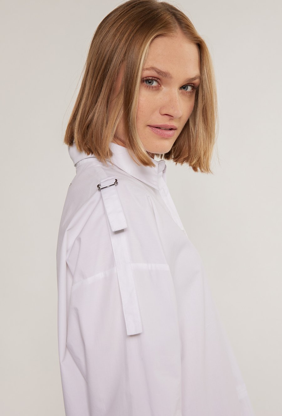 Koszulowa sukienka damska