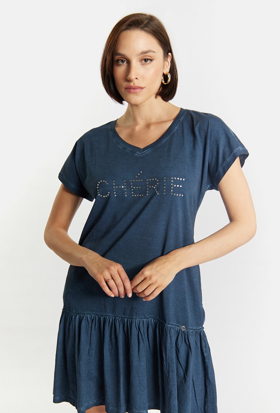 Sukienka damska z dżetowym napisem