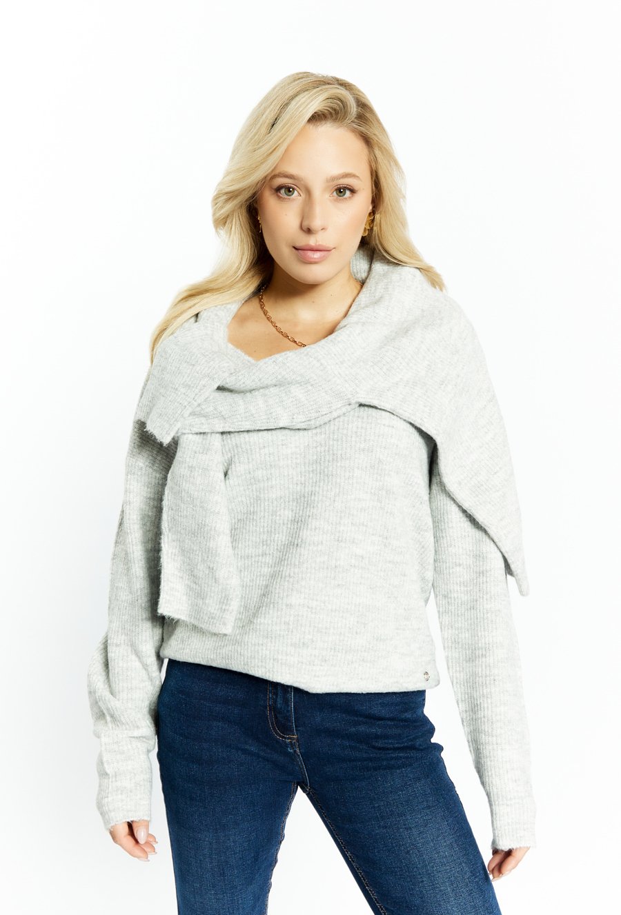 Sweter damski w serek