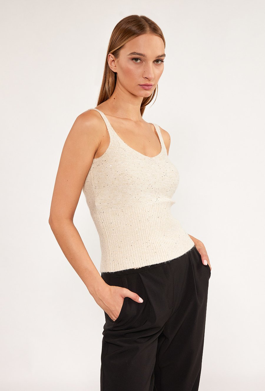 Połyskujący sweter damski