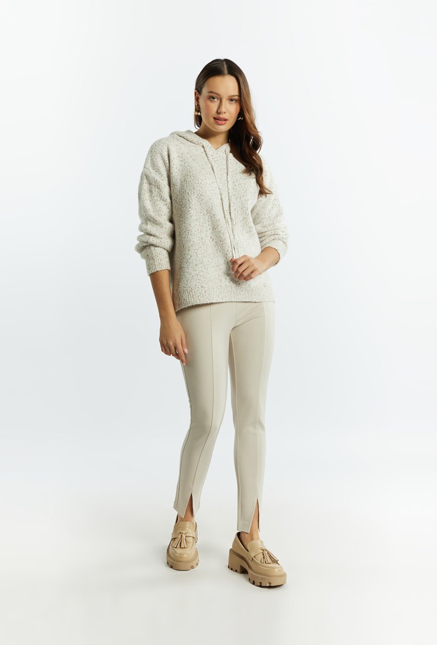 Sweter damski z kapturem