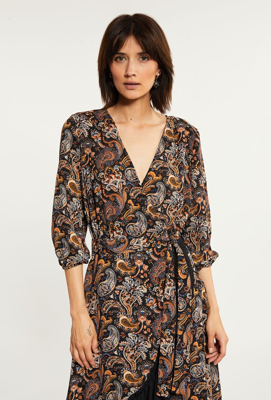 Sukienka z wzorem w kwiaty