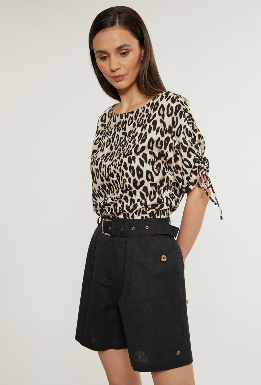 Materiałowe szorty damskie