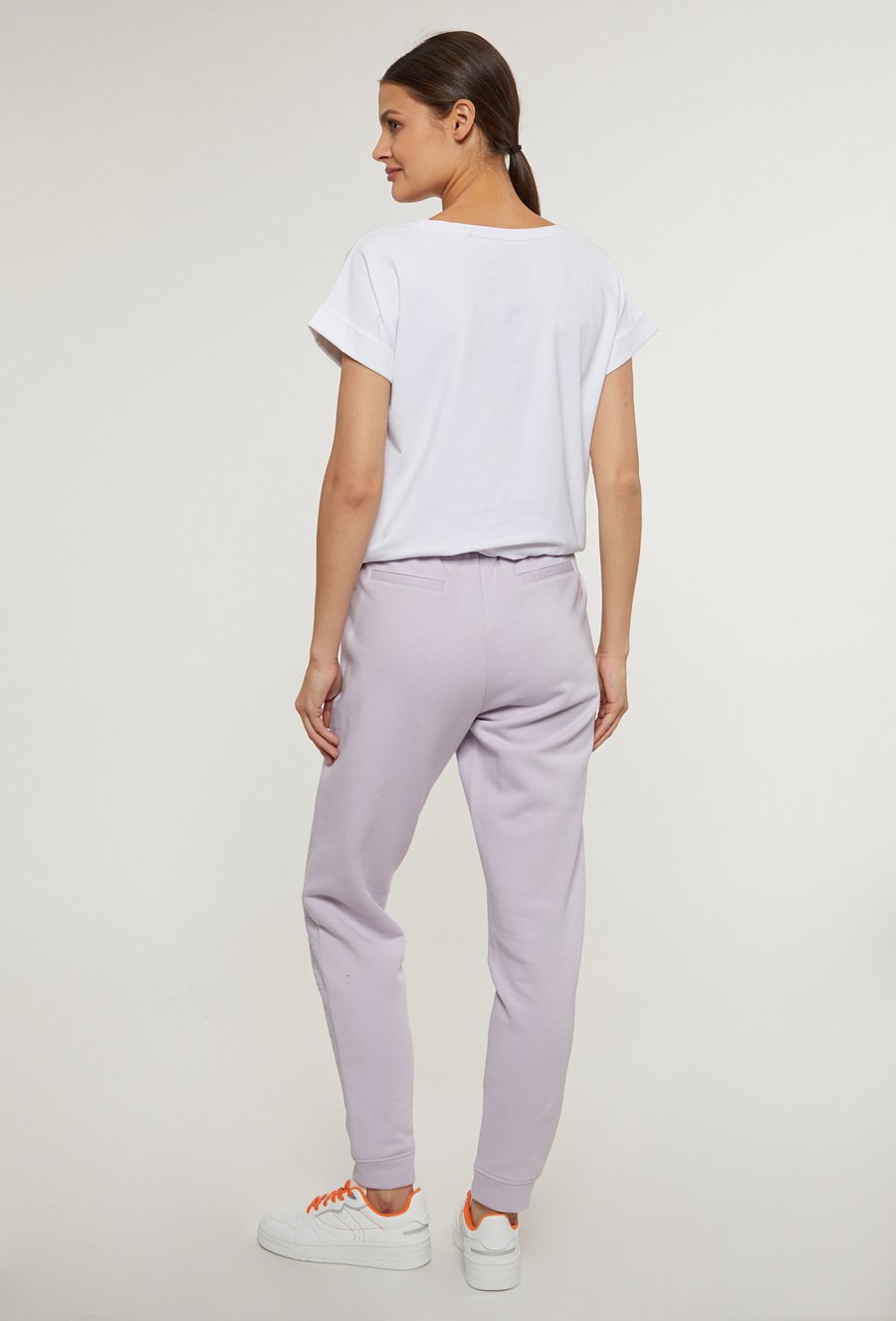 Spodnie dresowe z aplikacją