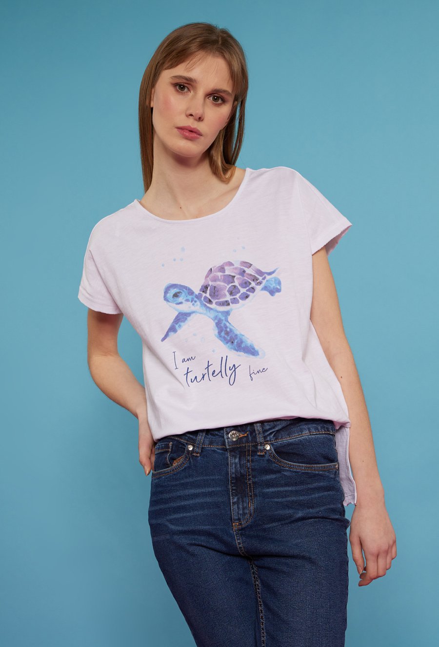 Biały t-shirt z nadrukiem