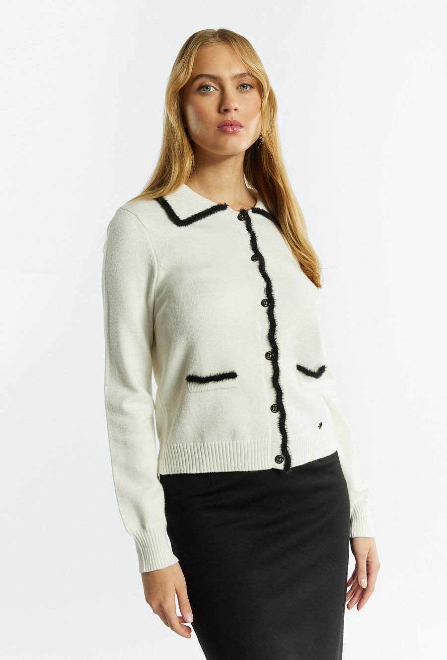 Sweter damski z kołnierzykiem