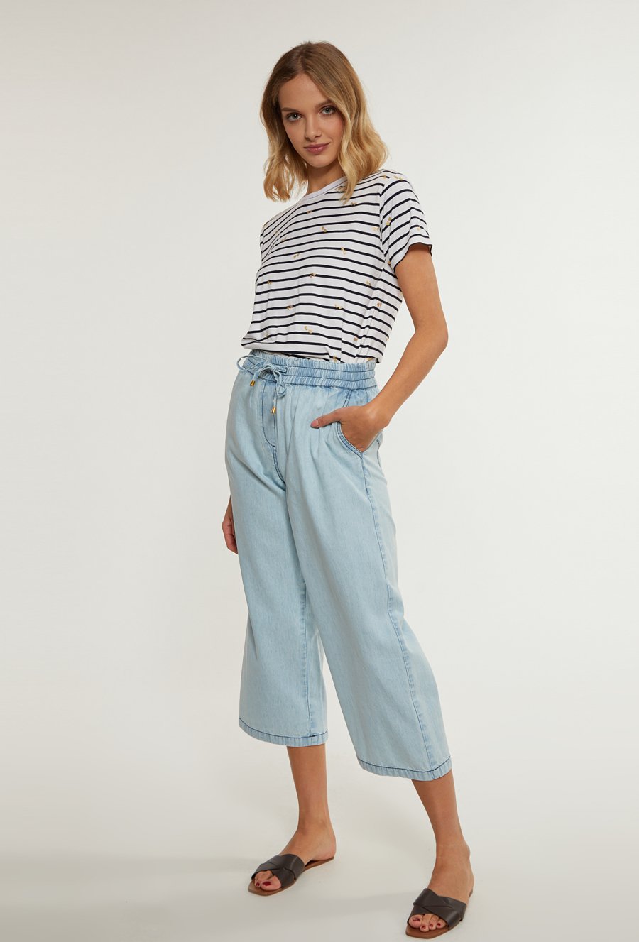 Spodnie damskie typu kuloty