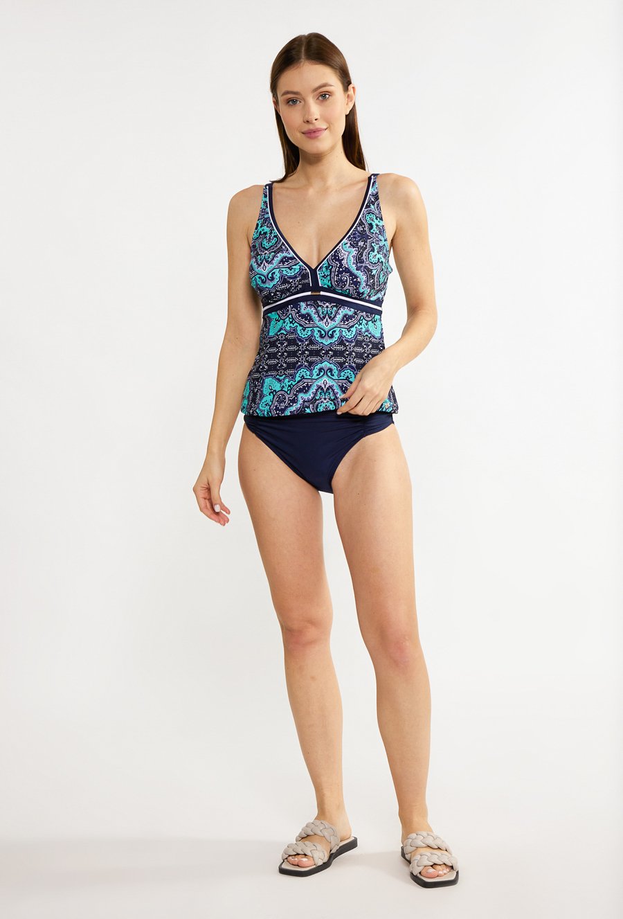 G&oacute;ra od kostiumu z wzorem