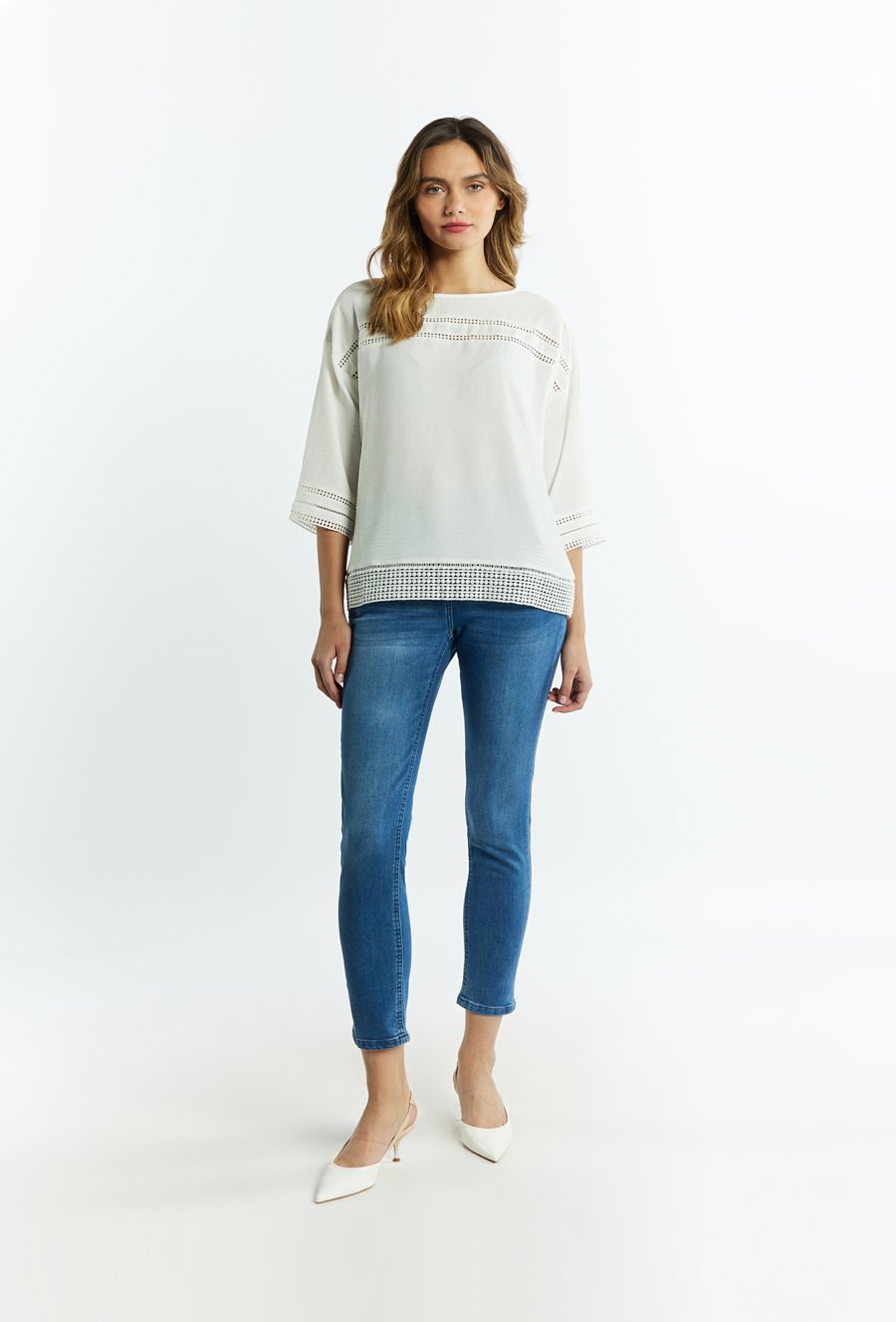 Bluzka damska z ażurowymi wstawkami