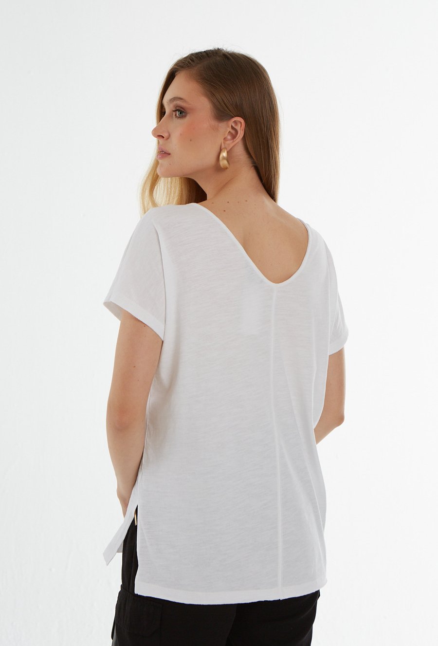 Biały T-shirt z rysunkiem flaminga