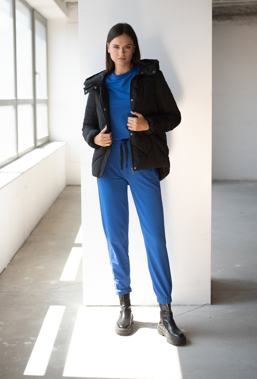 Kr&oacute;tka pikowana kurtka