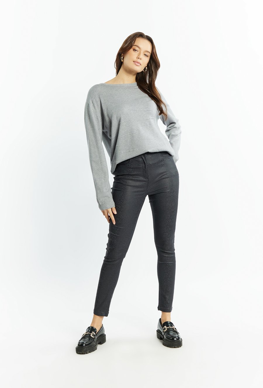 Sweter damski z długim rękawem