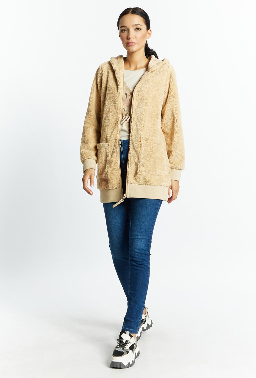 Bluza z połyskującym wykończeniem