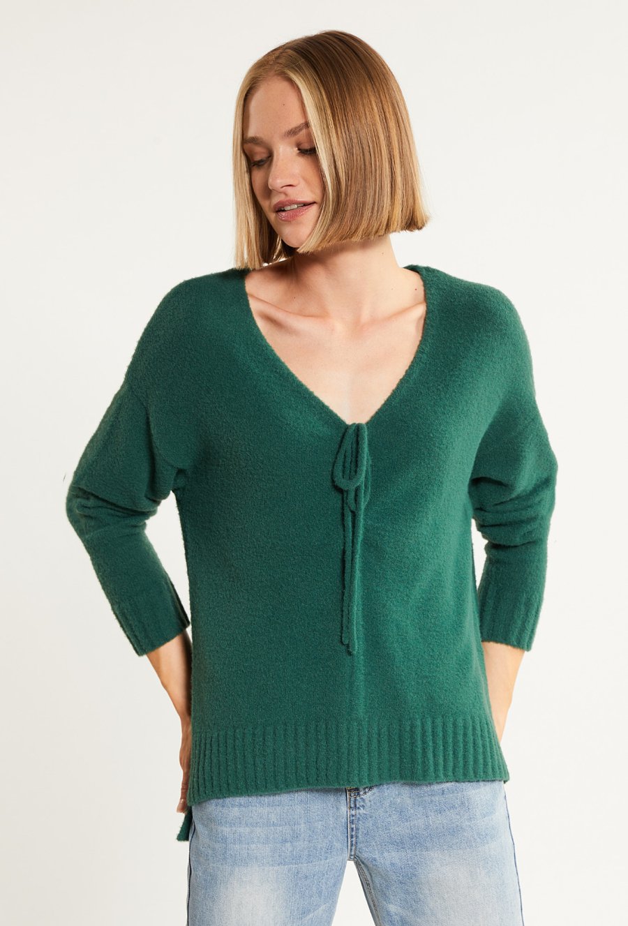 Sweter z marszczeniem