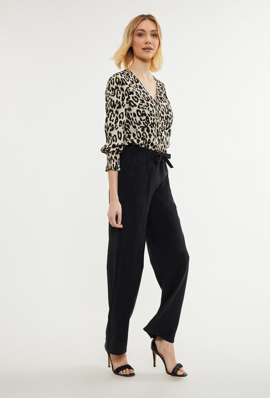 Spodnie damskie z wiązaniem