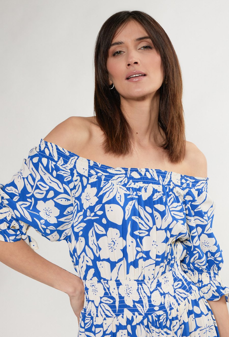 Wzorzysta sukienka damska