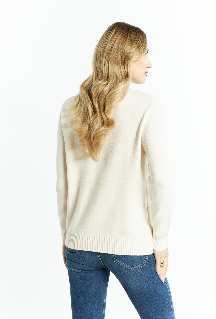 Sweter z miękkiej dzianiny