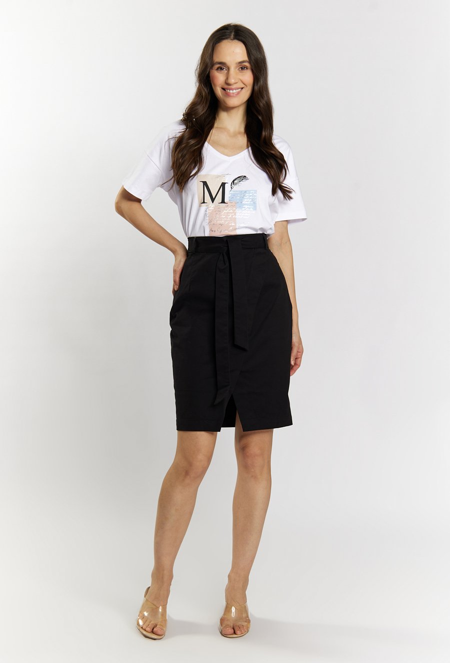 Klasyczna sp&oacute;dnica z wiązaniem