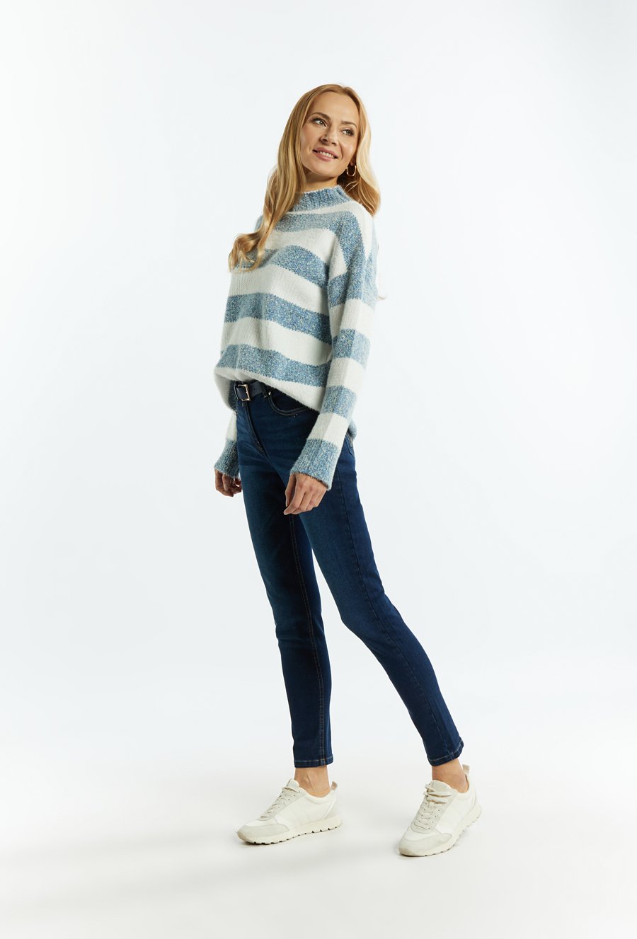 Sweter damski w paski