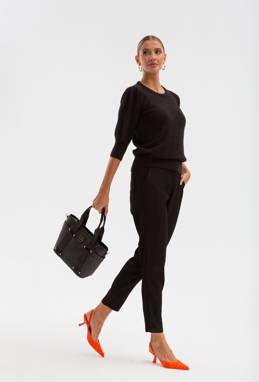 Sweter z efektem moheru bufiastym rękawem