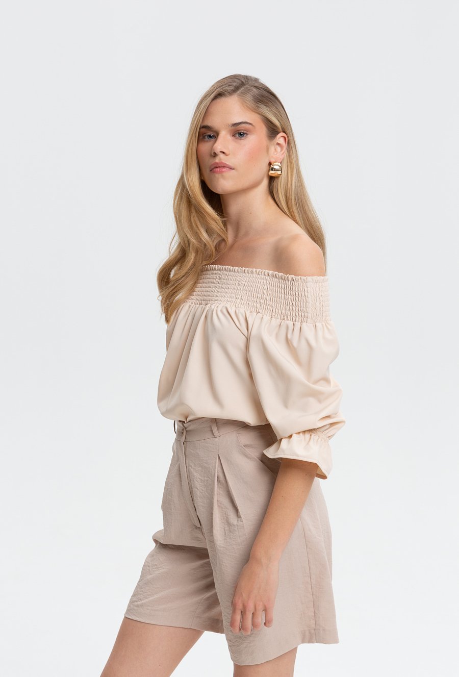 Bluzka typu hiszpanka