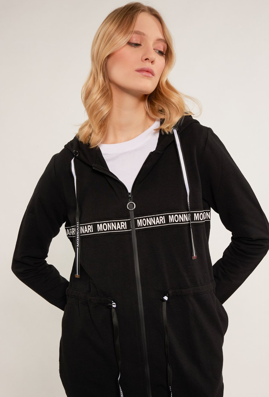 Długa bluza damska ze ściągaczem