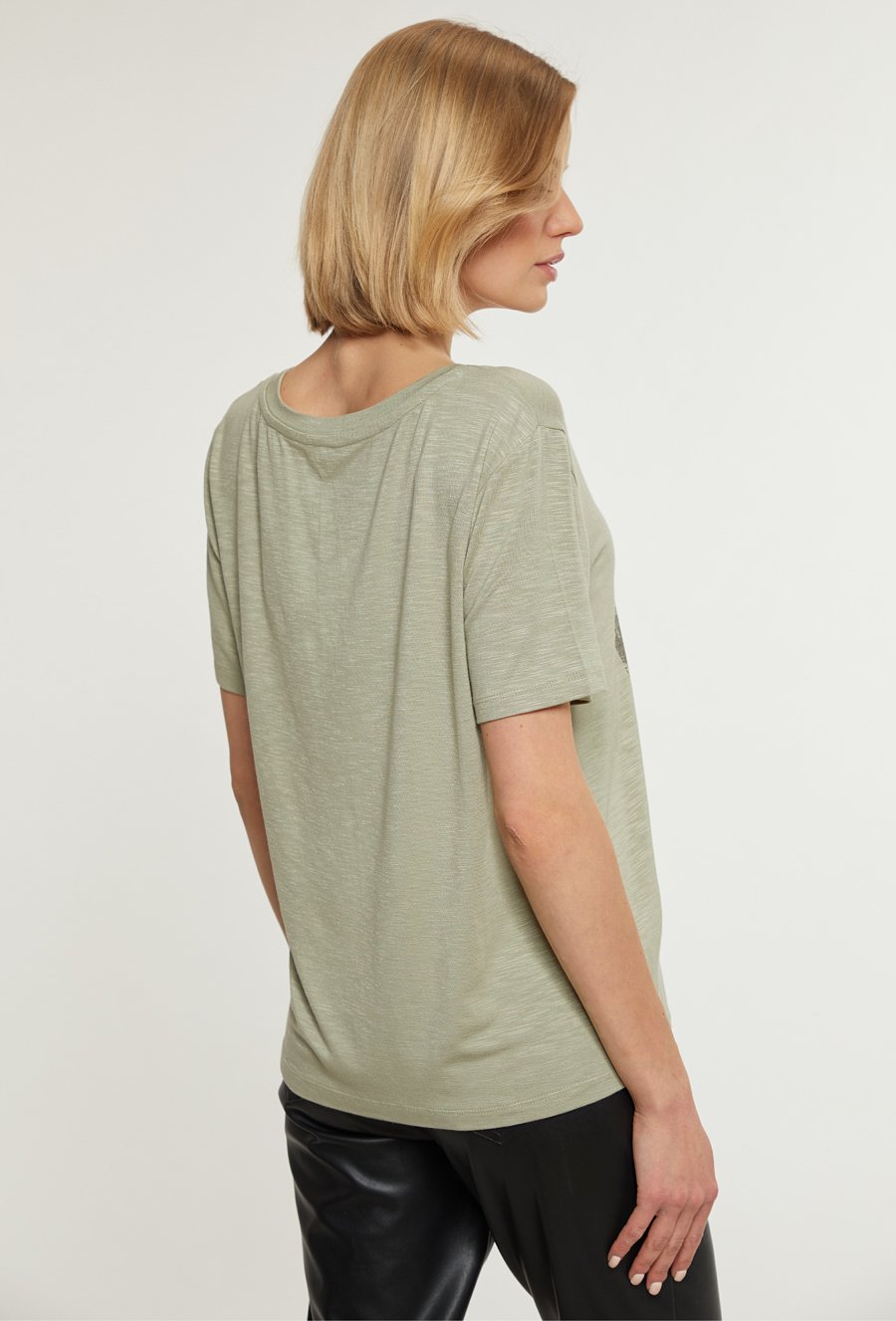 Wiskozowy t-shirt damski z motywem miasta