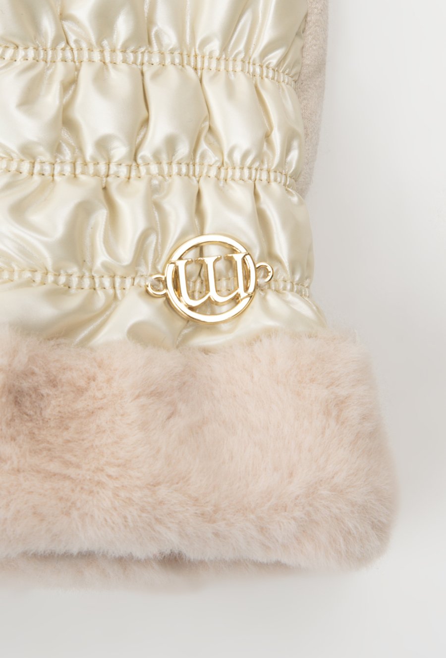 Połyskujące rękawiczki damskie z futerkiem