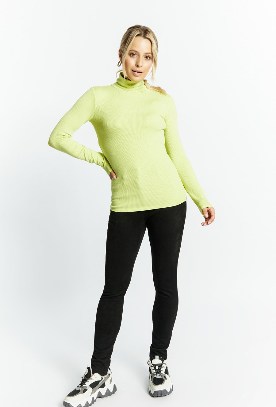 Prążkowana bluzka z długim rękawem