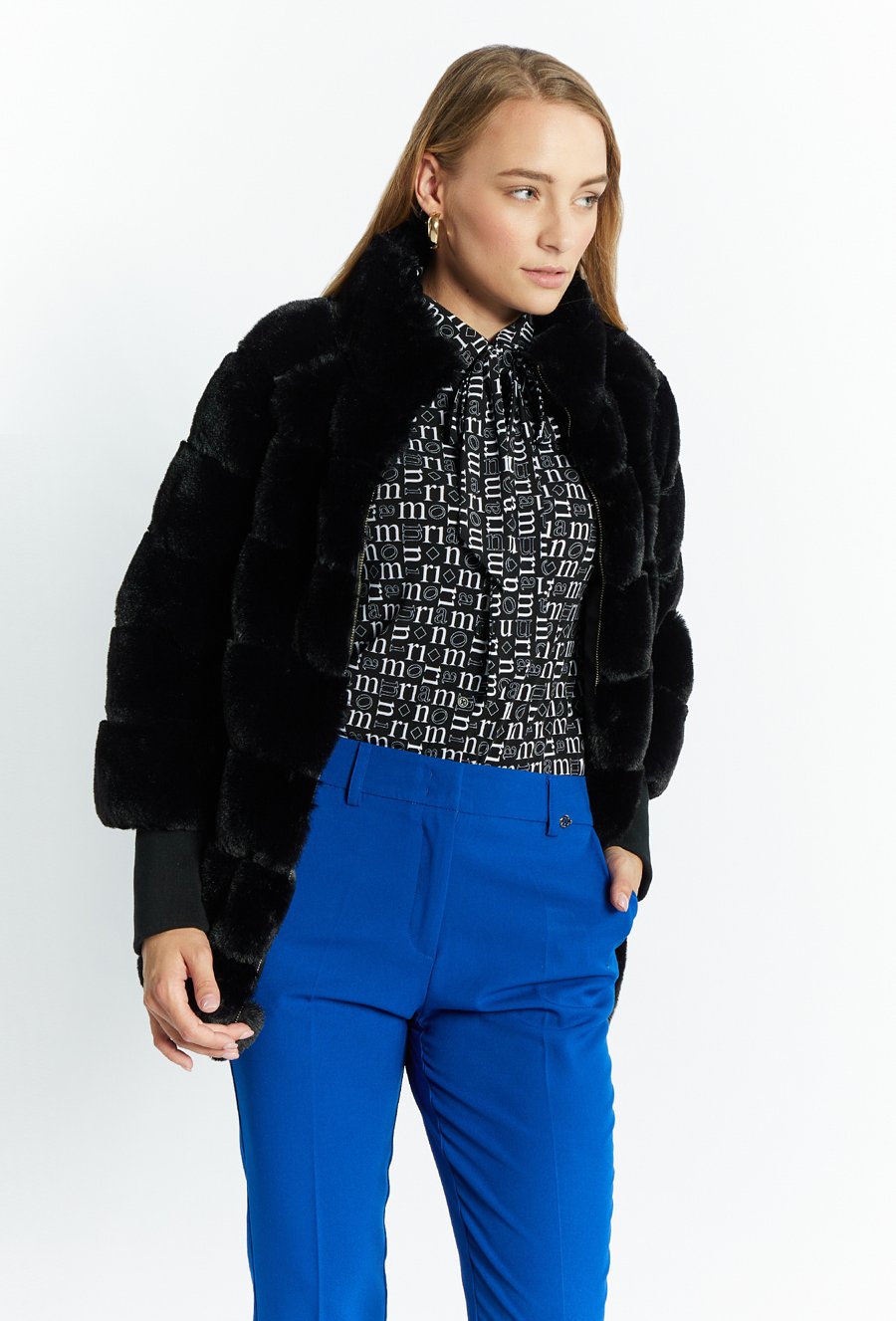 Kurtka damska ze sztucznego futerka