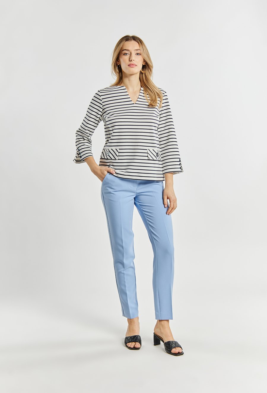 Bluza damska z rozcięciami