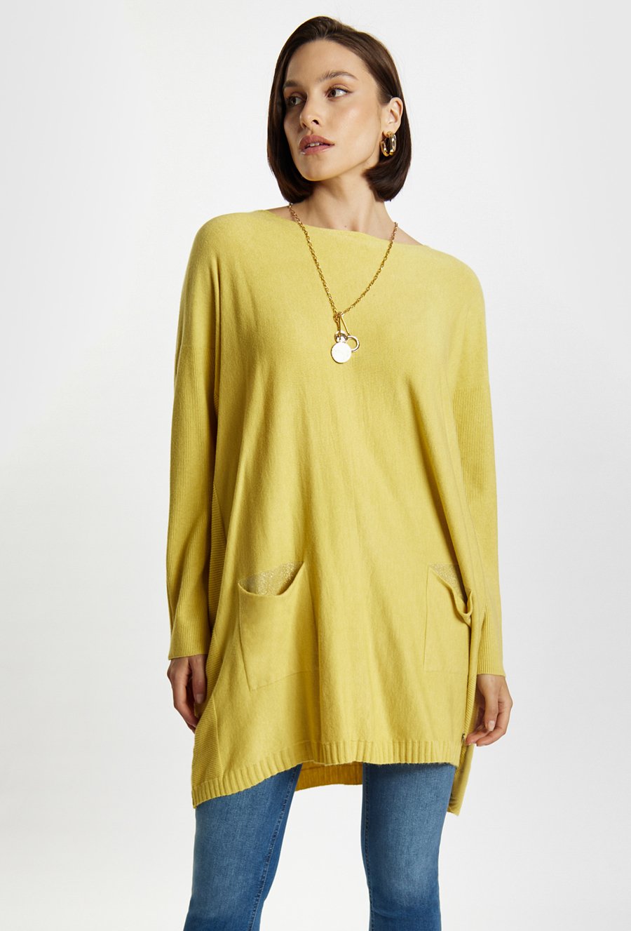 Sweter damski z kieszonkami