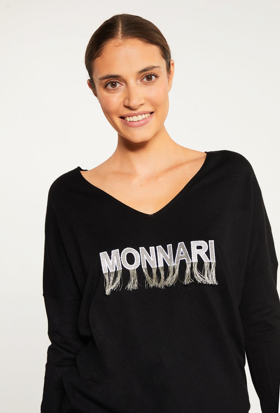 Sweter damski z ozdobnym napisem