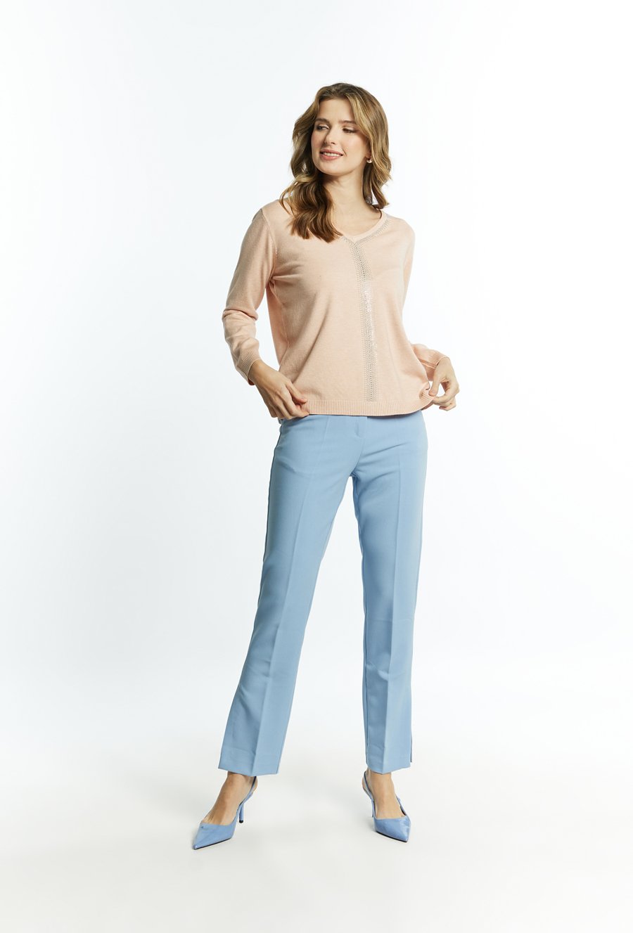 Cienki sweter damski z dżetami