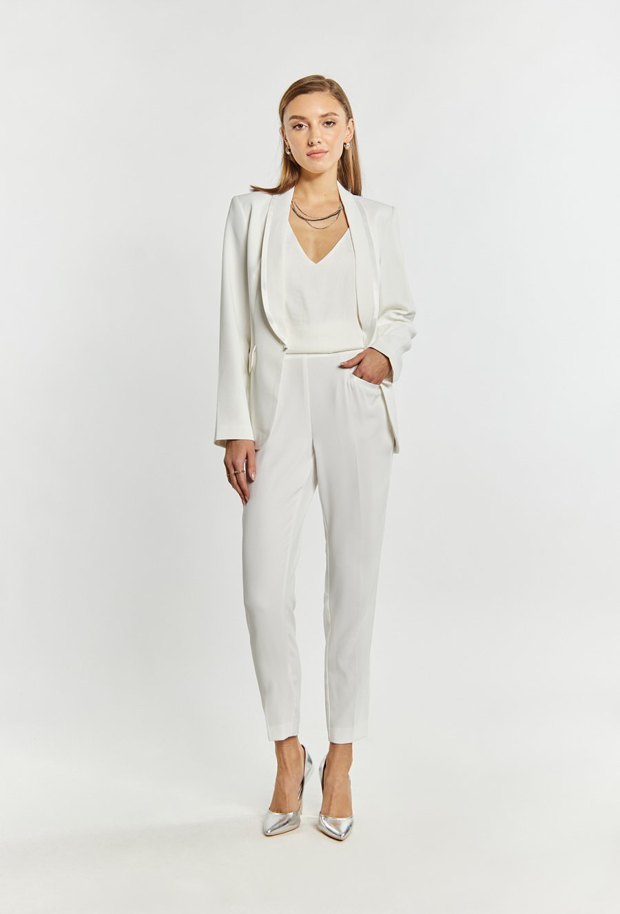 Materiałowe spodnie damskie