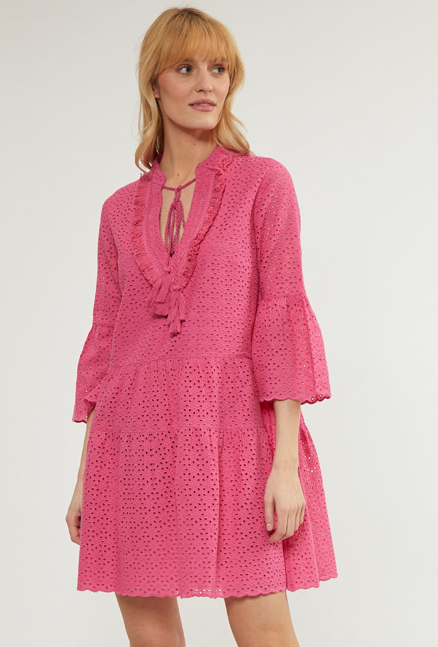 Ażurowa sukienka damska