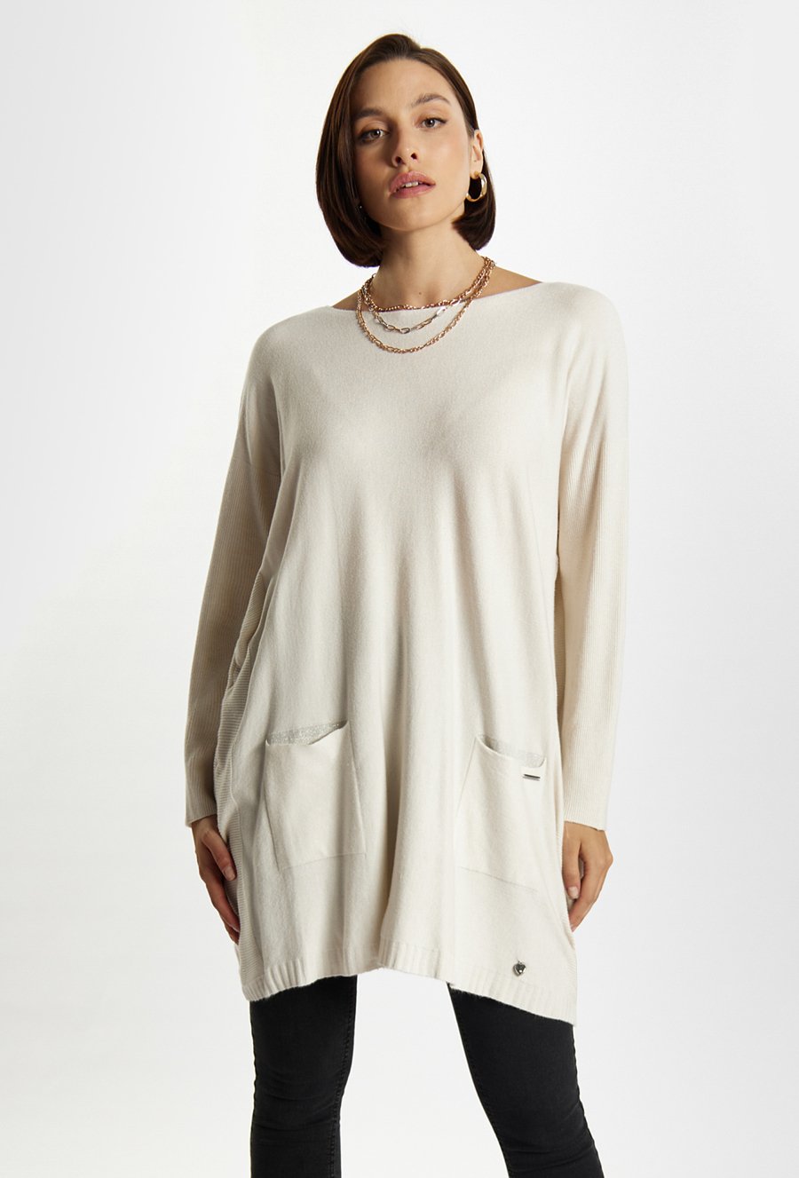 Sweter damski z kieszonkami