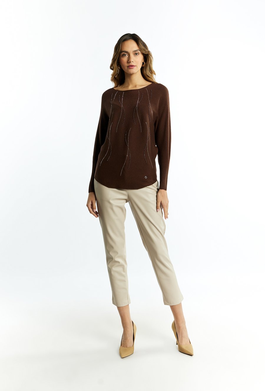 Sweter damski ze zdobieniami