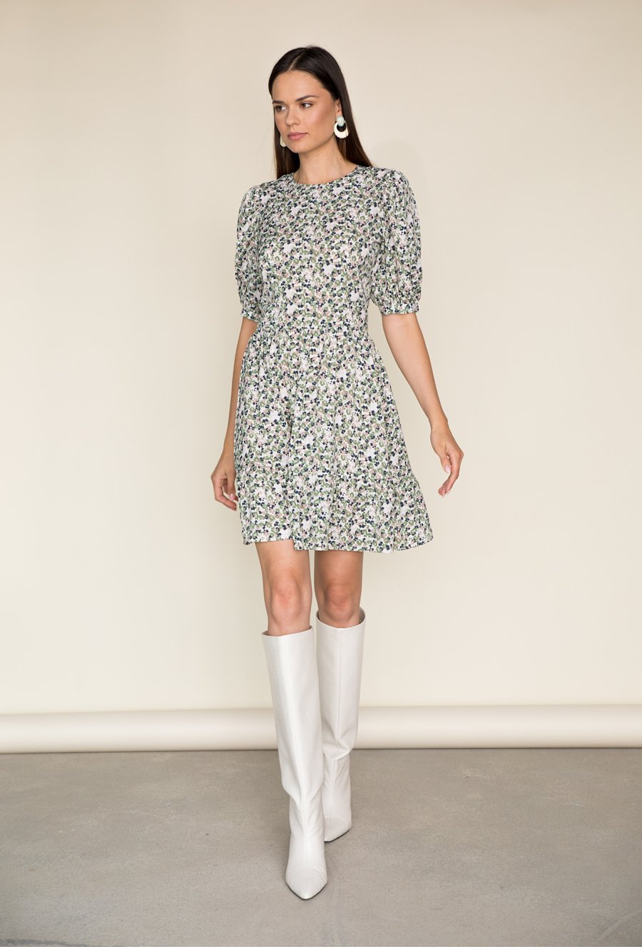 Romantyczna sukienka w kwiaty