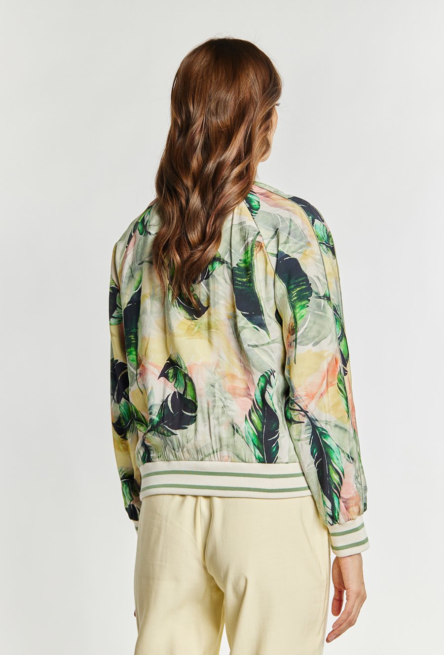 Wzorzysta bluza damska