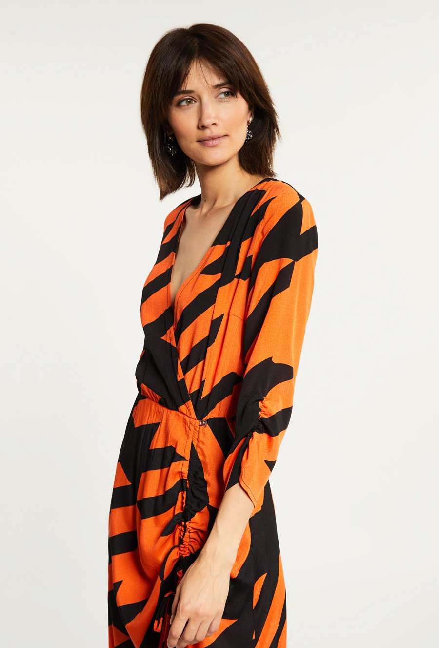 Sukienka midi z wzorem