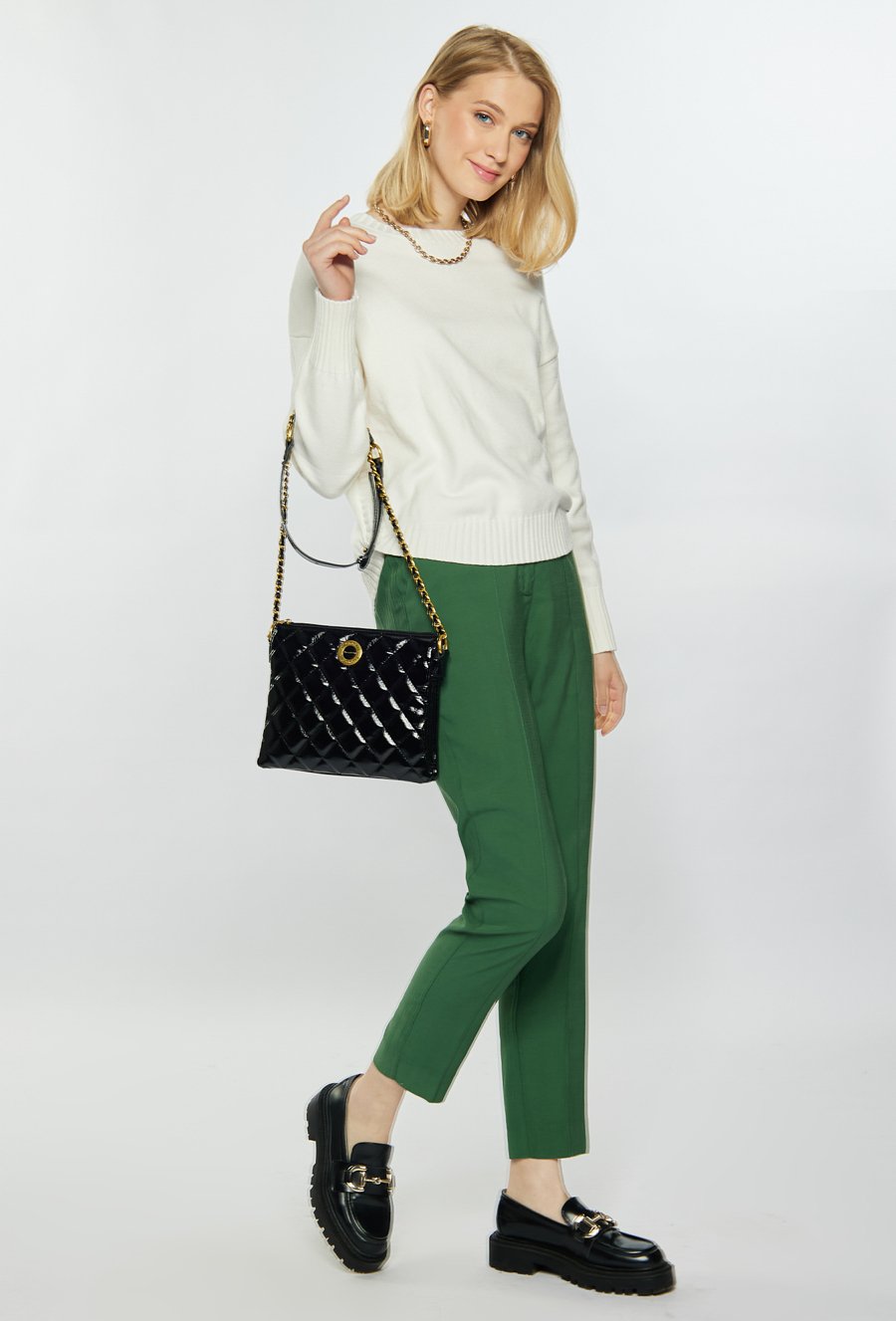 Lakierowa torba damska z wzorem