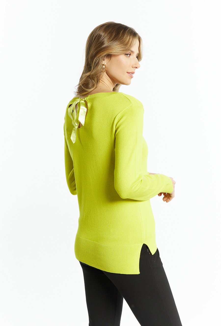 Sweter damski z wiązaniem