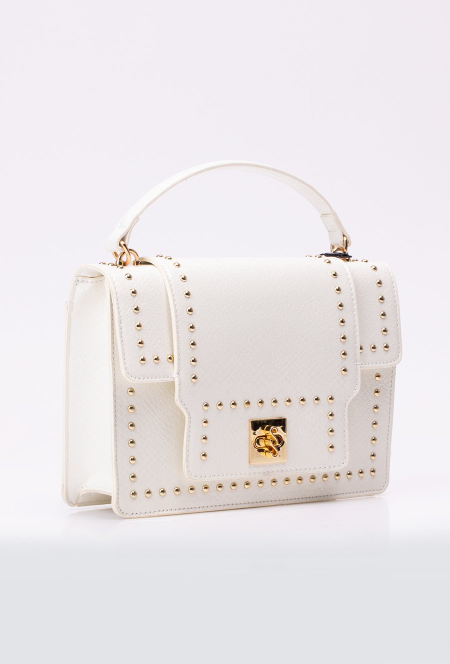 Mały kuferek z biżuteryjną aplikacją