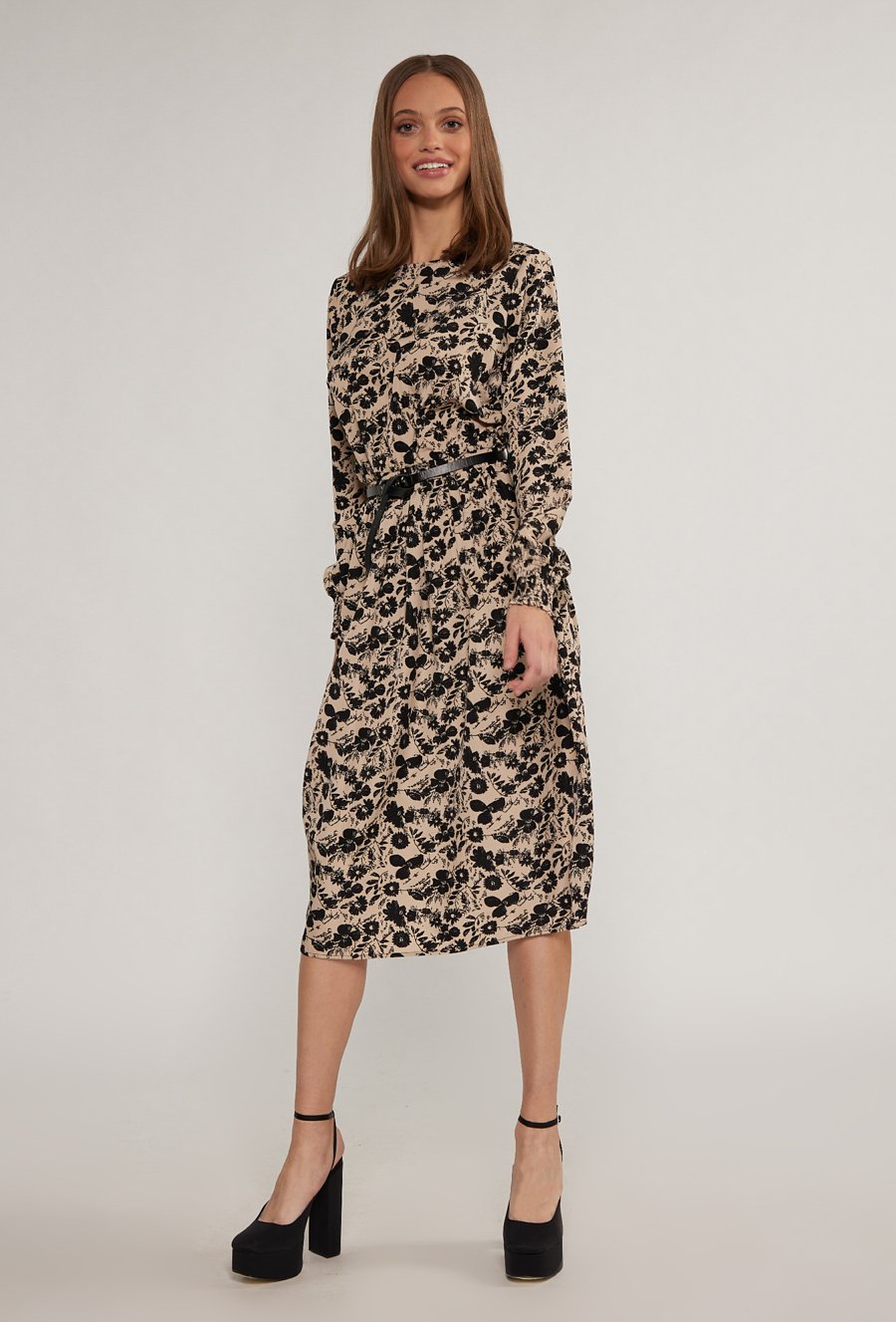 Romantyczna sukienka w kwiaty