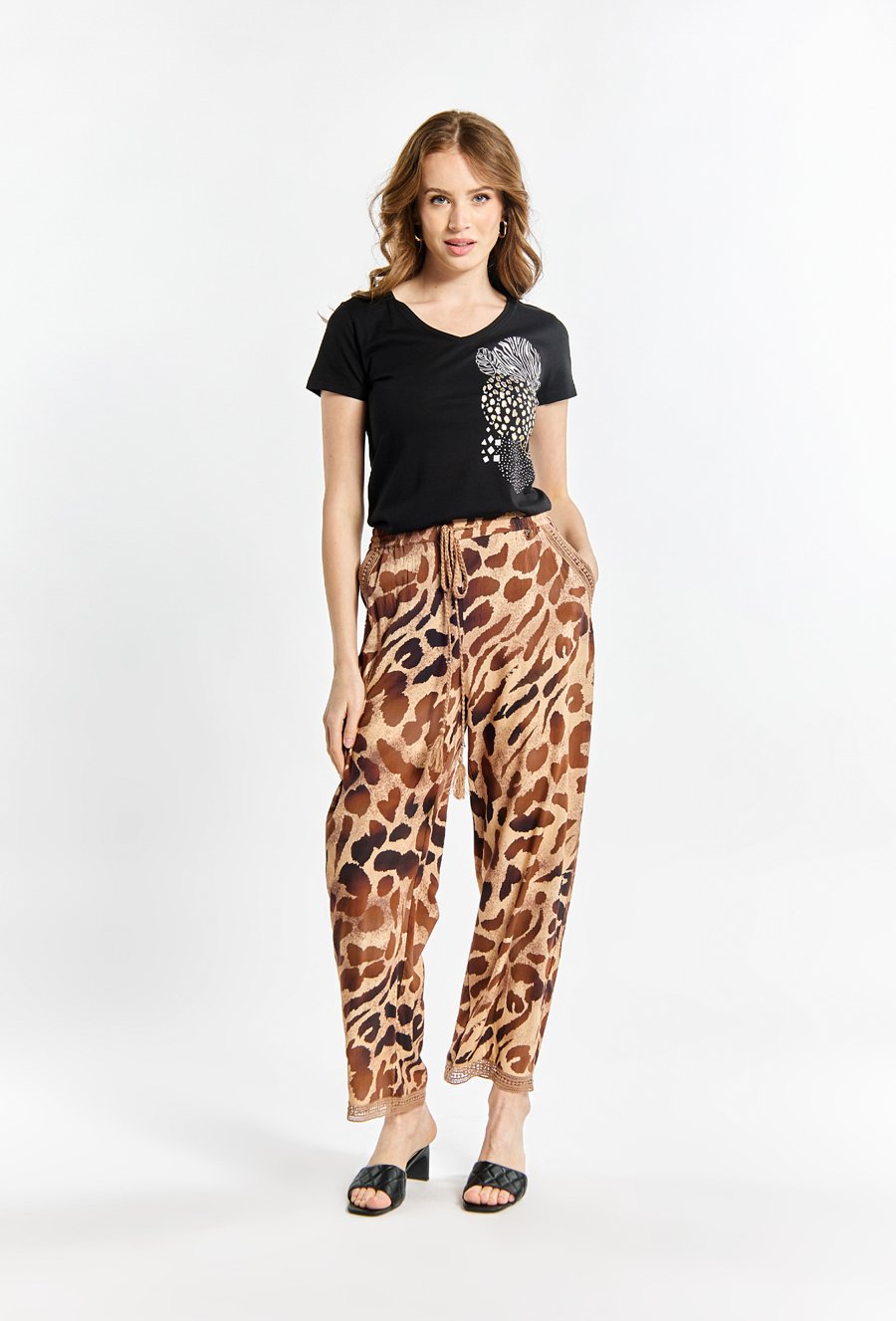 T-shirt damski w serek